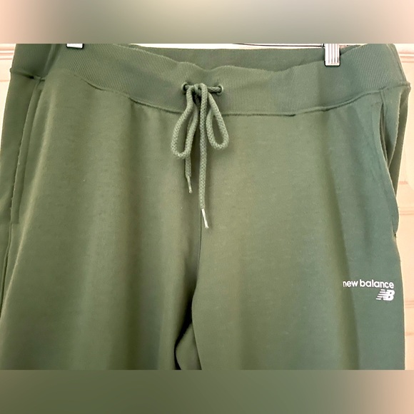 New Balance Pants - New Balance C Slimfit Sweatpants